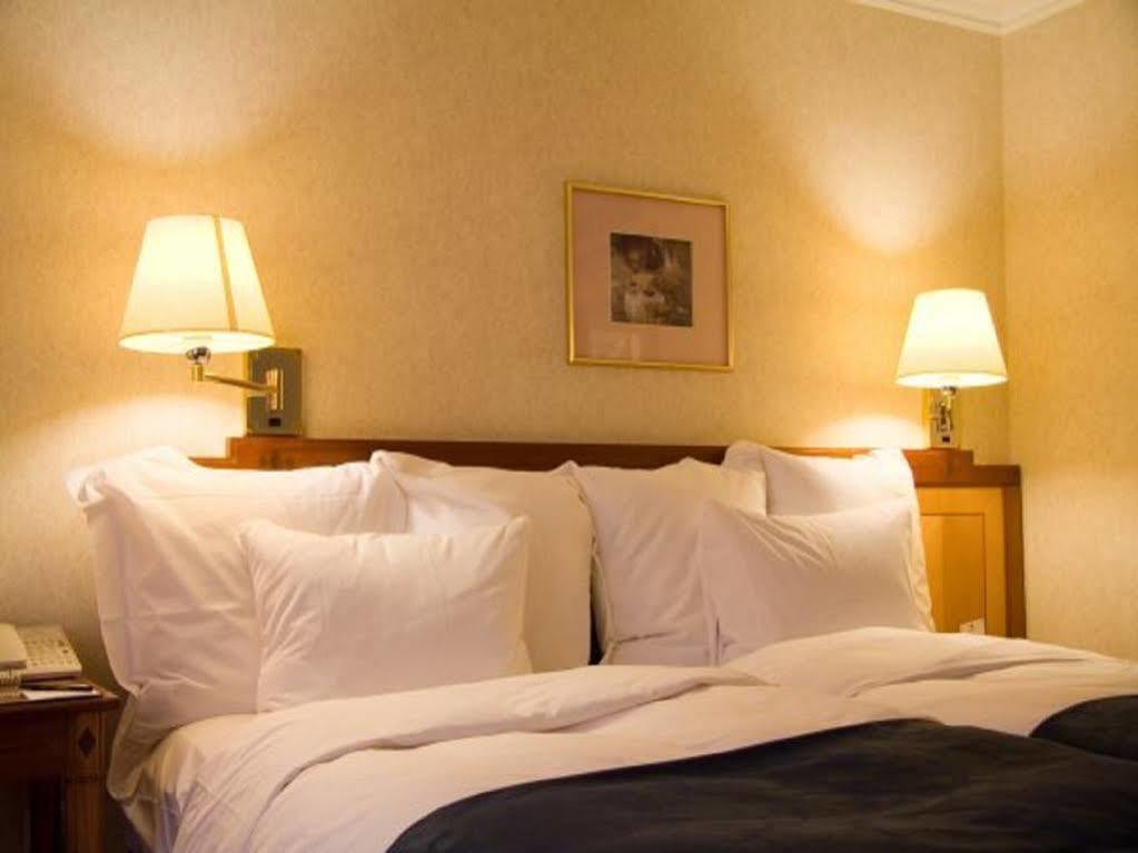 Hotel Sagar Castle Ratlām Eksteriør billede